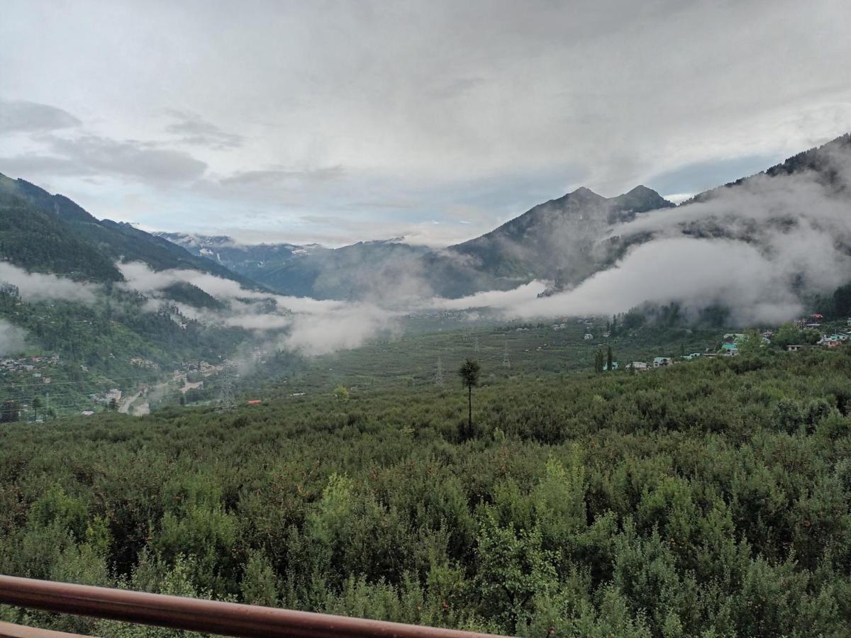 Sarthak Resorts-Reside In Nature With Best View, 9 Kms From Mall Road Manali Exterior foto