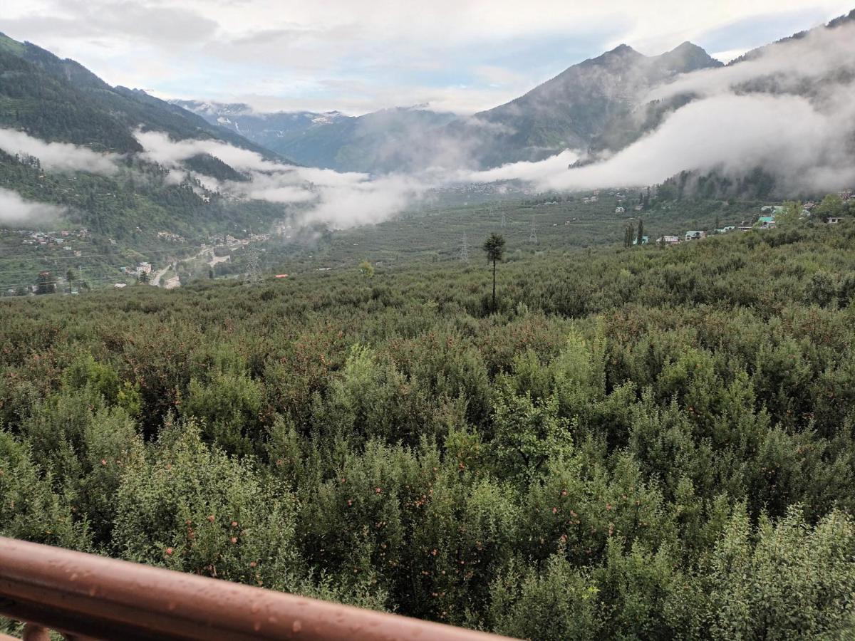 Sarthak Resorts-Reside In Nature With Best View, 9 Kms From Mall Road Manali Exterior foto