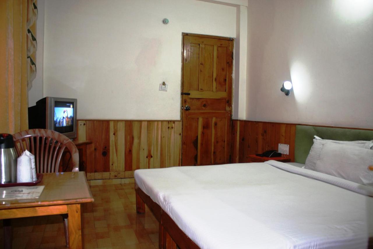 Sarthak Resorts-Reside In Nature With Best View, 9 Kms From Mall Road Manali Exterior foto
