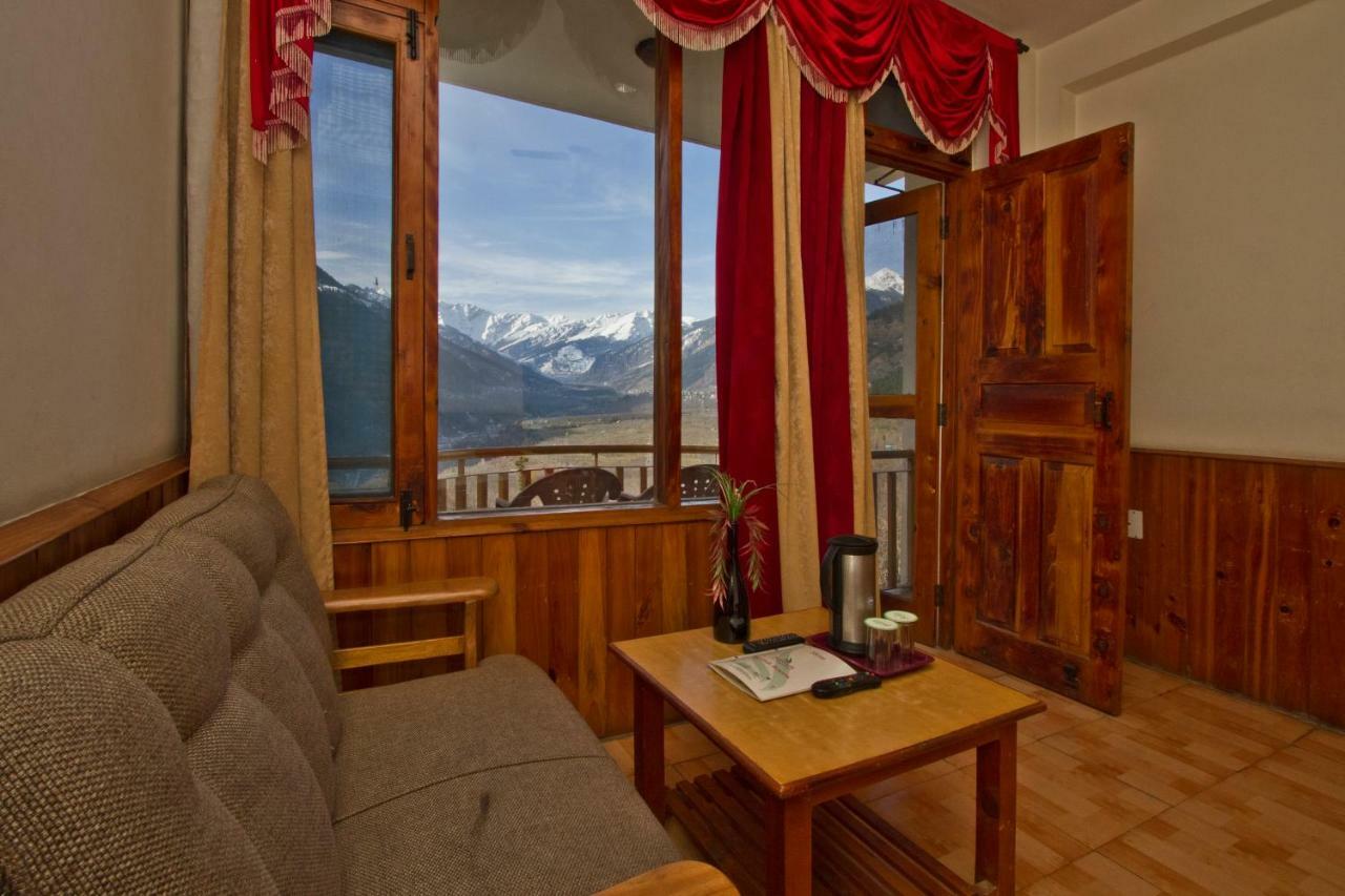 Sarthak Resorts-Reside In Nature With Best View, 9 Kms From Mall Road Manali Exterior foto