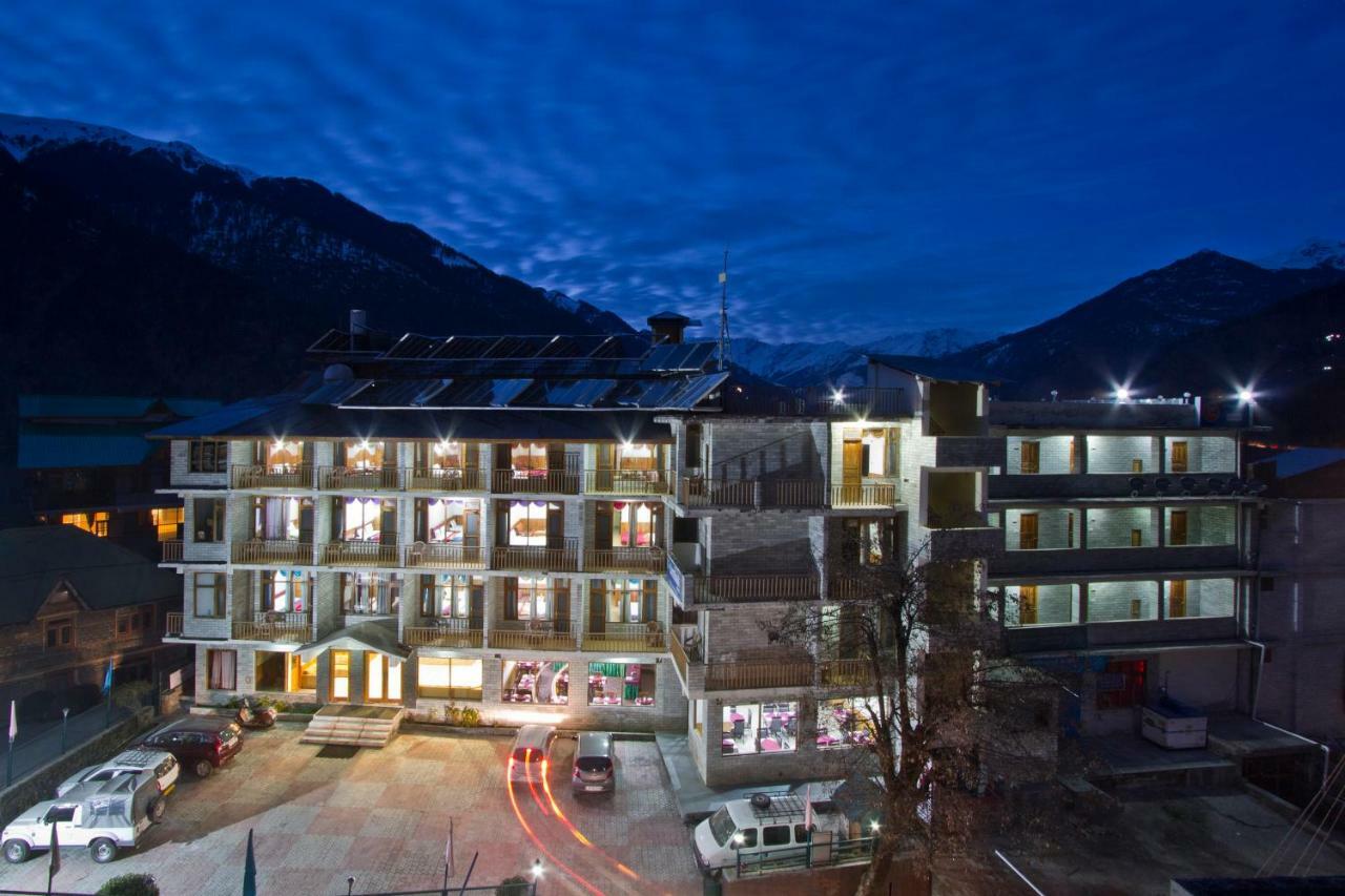 Sarthak Resorts-Reside In Nature With Best View, 9 Kms From Mall Road Manali Exterior foto