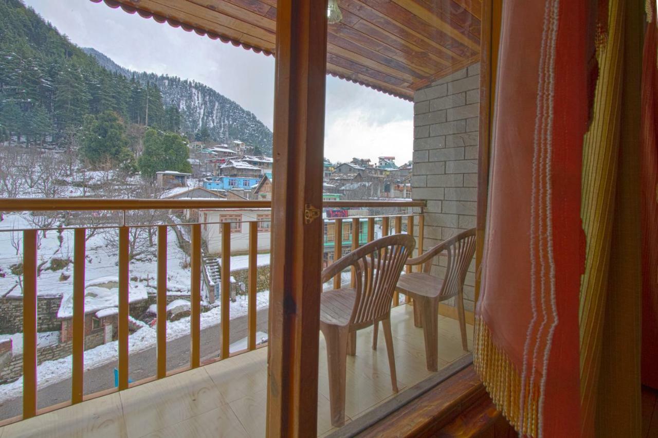Sarthak Resorts-Reside In Nature With Best View, 9 Kms From Mall Road Manali Exterior foto